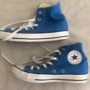 BLUE CONVERSE
